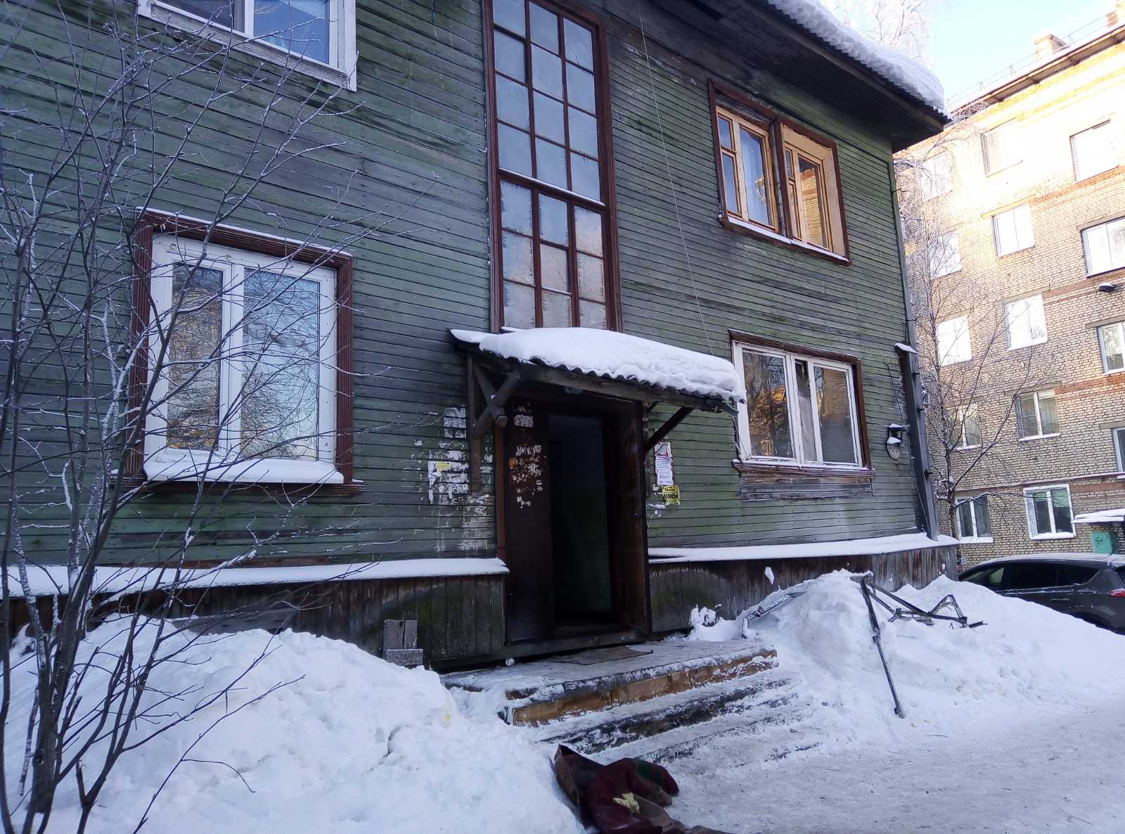 Женщина погибла при пожаре в жилом доме в Архангельске